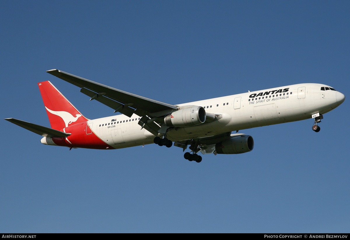 Aircraft Photo of VH-ZXA | Boeing 767-336/ER | Qantas | AirHistory.net #146383