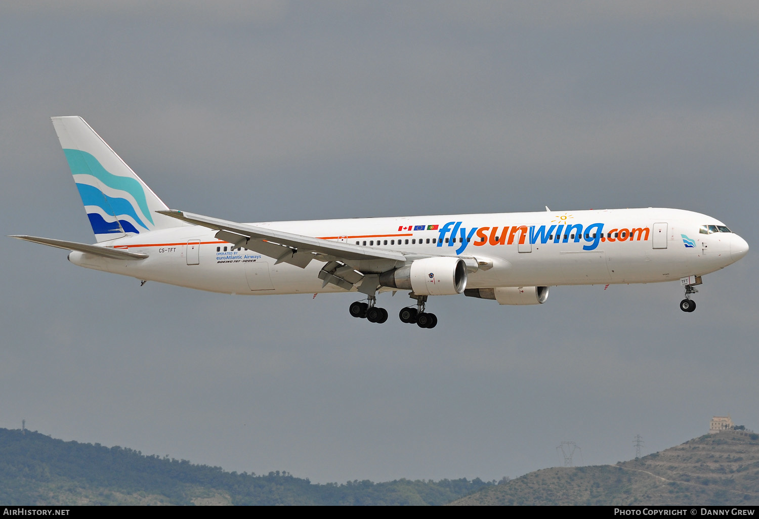 Aircraft Photo of CS-TFT | Boeing 767-3Y0/ER | Sunwing Airlines | AirHistory.net #146509