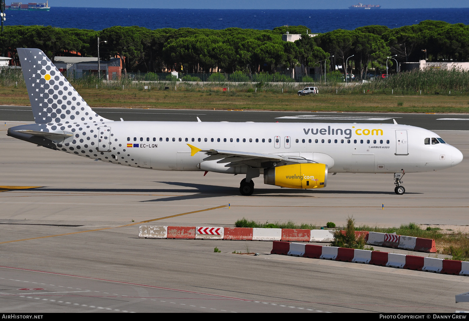Aircraft Photo of EC-LQN | Airbus A320-232 | Vueling Airlines | AirHistory.net #146527
