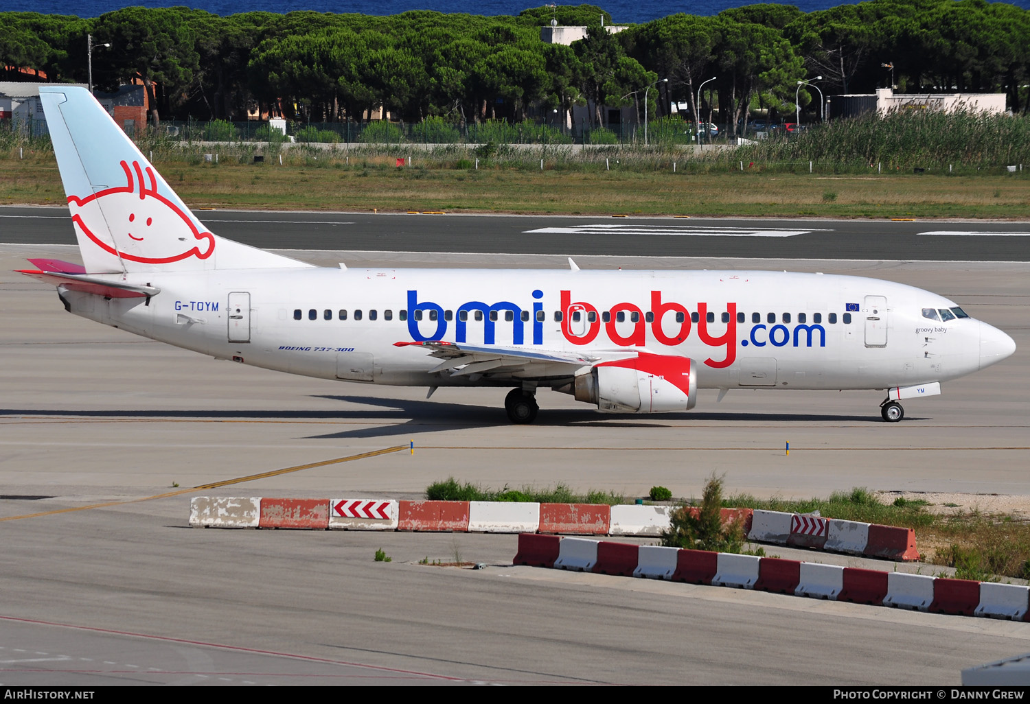 Aircraft Photo of G-TOYM | Boeing 737-36Q | Bmibaby | AirHistory.net #146537