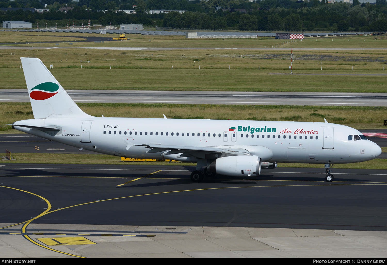 Aircraft Photo of LZ-LAC | Airbus A320-231 | Bulgarian Air Charter | AirHistory.net #146743