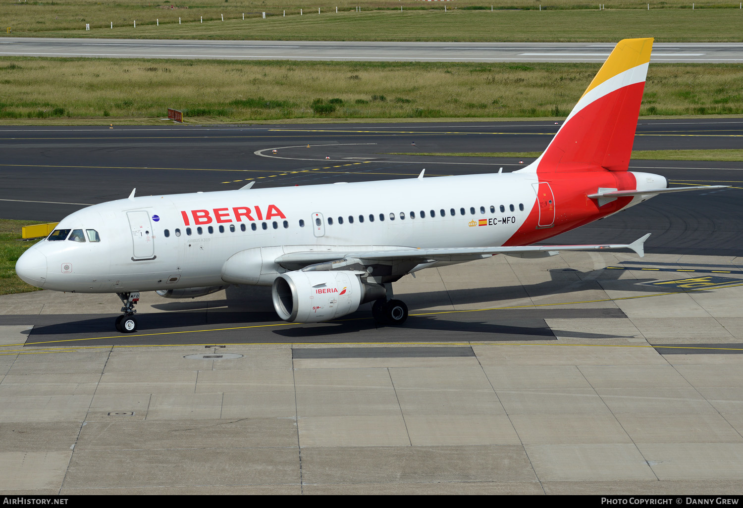 Aircraft Photo of EC-MFO | Airbus A319-111 | Iberia | AirHistory.net #146752