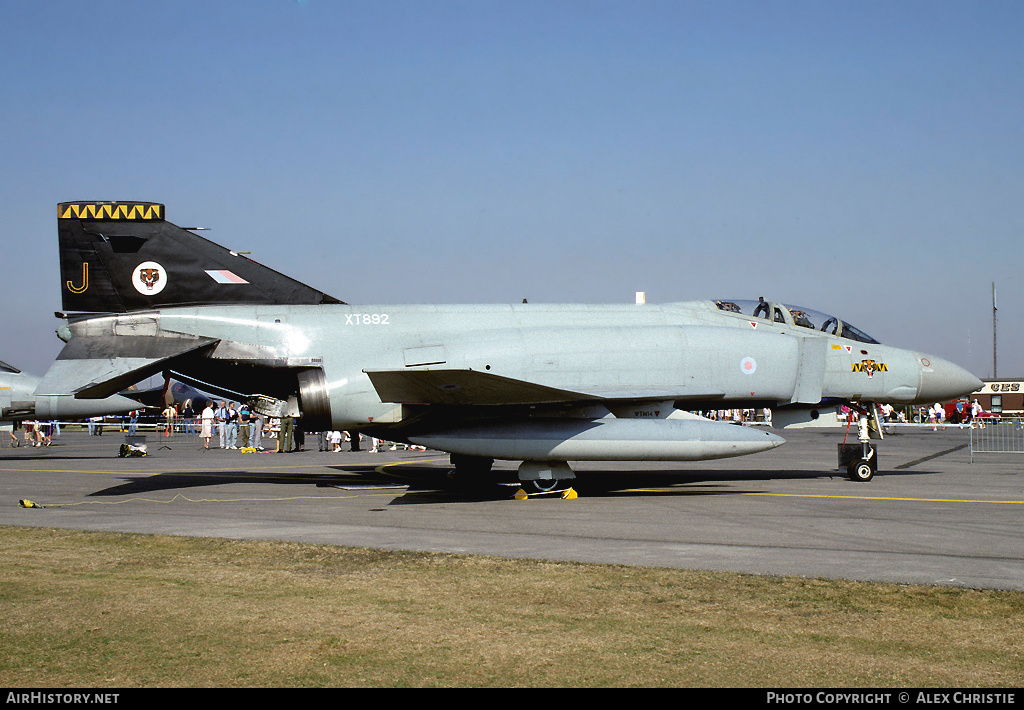 Aircraft Photo of XT892 | McDonnell Douglas F-4M Phantom FGR2 | UK - Air Force | AirHistory.net #146814