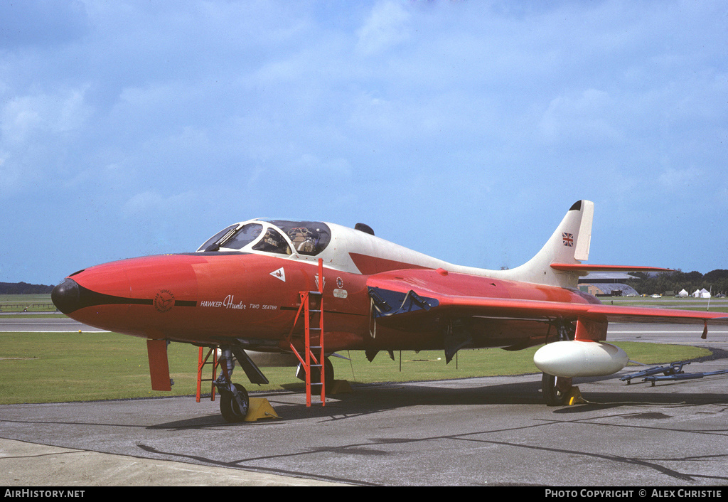 Aircraft Photo of G-APUX | Hawker Hunter T66A | Hawker Siddeley | AirHistory.net #146843
