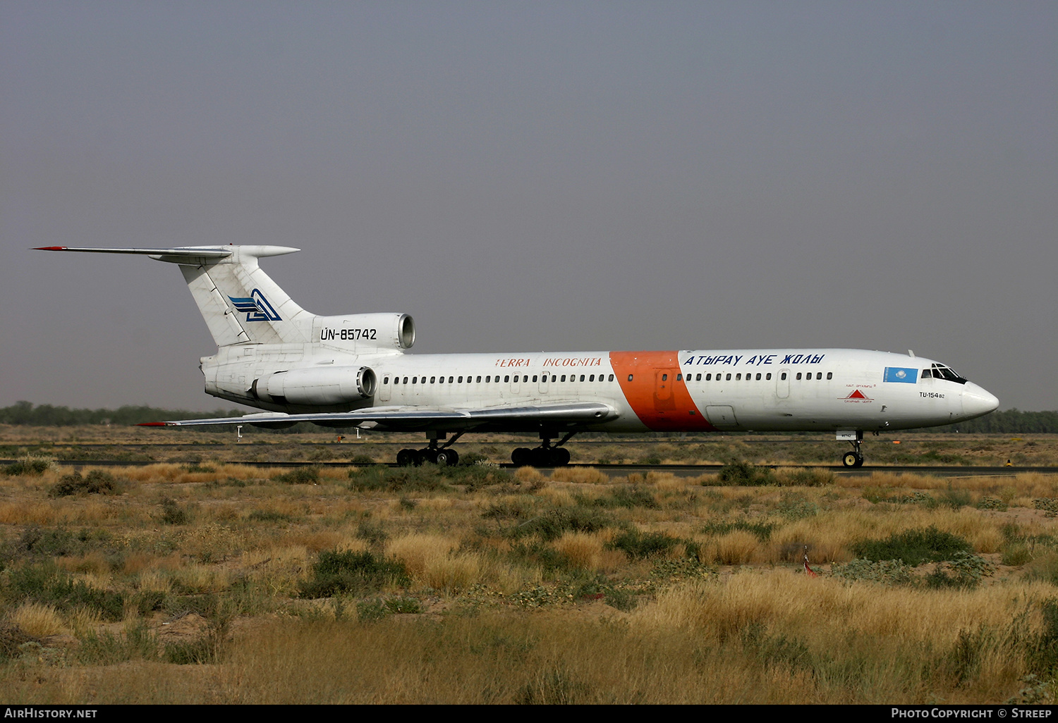Aircraft Photo of UN-85742 | Tupolev Tu-154B-2 | Atyrau Air Ways | AirHistory.net #146863
