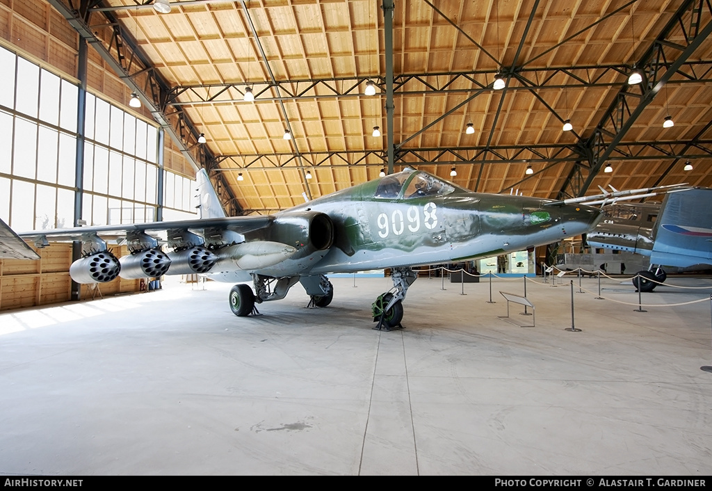 Aircraft Photo of 9098 | Sukhoi Su-25K | Czechia - Air Force | AirHistory.net #146864