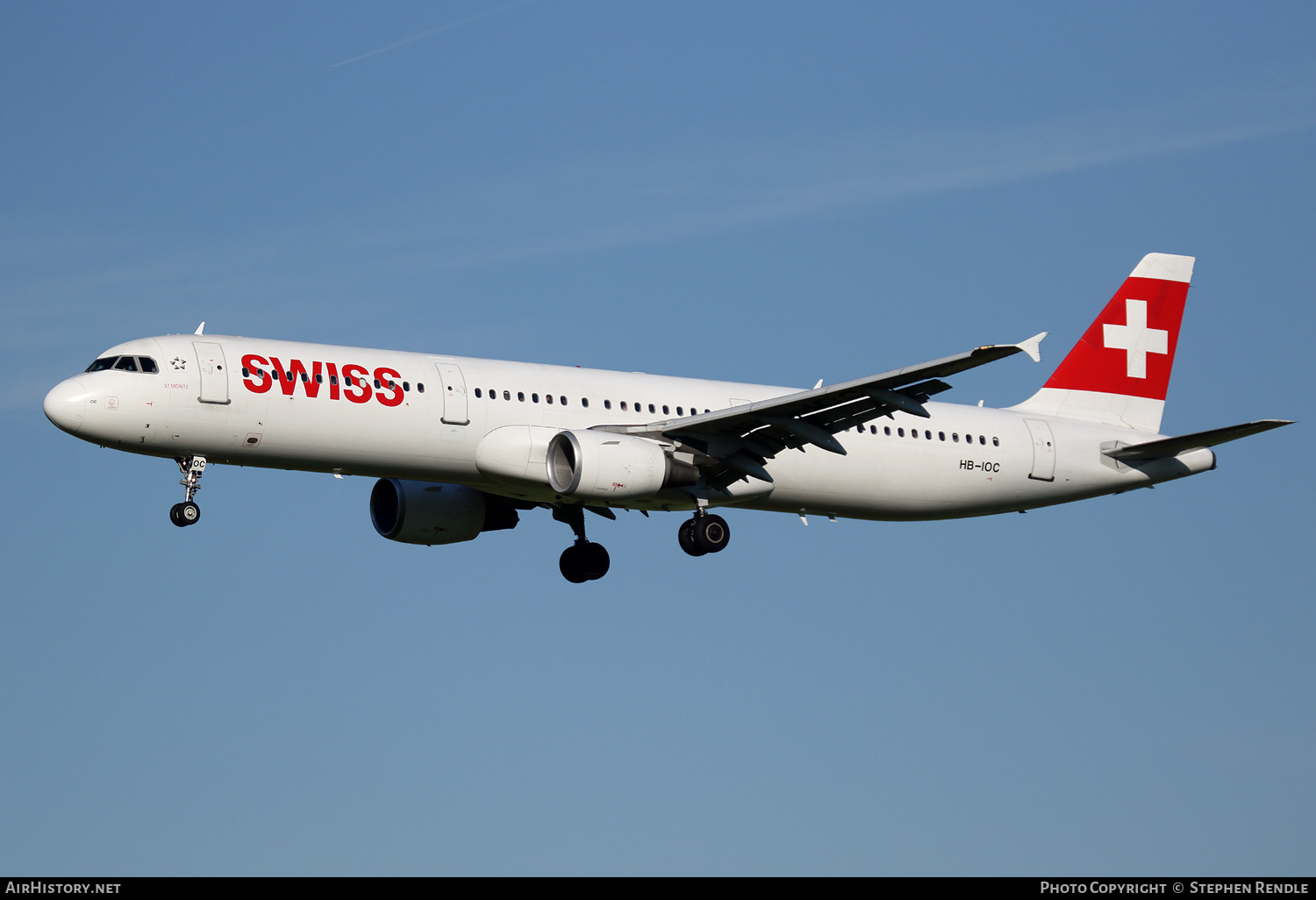 Aircraft Photo of HB-IOC | Airbus A321-111 | Swiss International Air Lines | AirHistory.net #146966