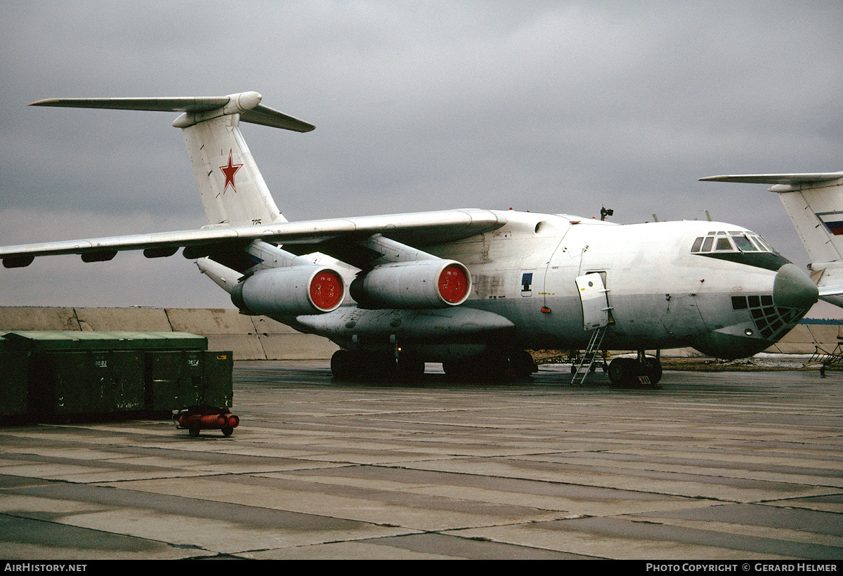 Aircraft Photo of 725 black | Ilyushin Il-76 | Russia - Air Force | AirHistory.net #147059