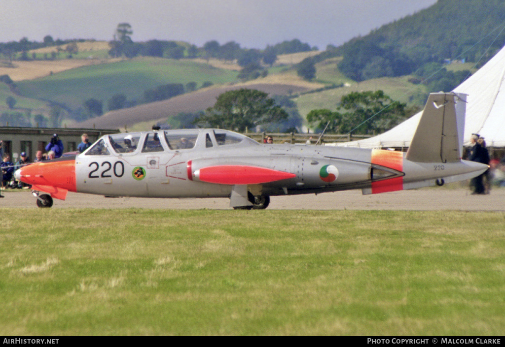 Aircraft Photo of 220 | Fouga CM-170R-2 Magister | Ireland - Air Force | AirHistory.net #147150