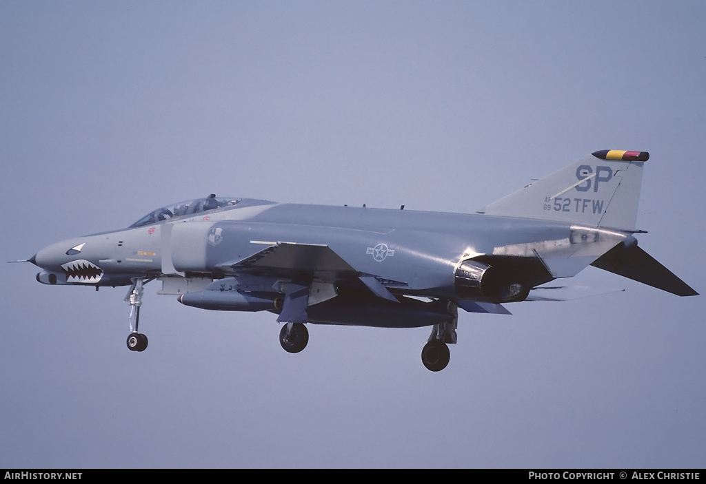 Aircraft Photo of 69-7582 / AF69-52 | McDonnell Douglas F-4G Phantom II | USA - Air Force | AirHistory.net #147190