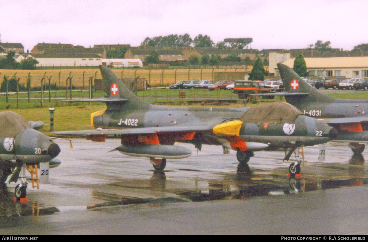 Aircraft Photo of J-4022 | Hawker Hunter F58 | Switzerland - Air Force | AirHistory.net #147213