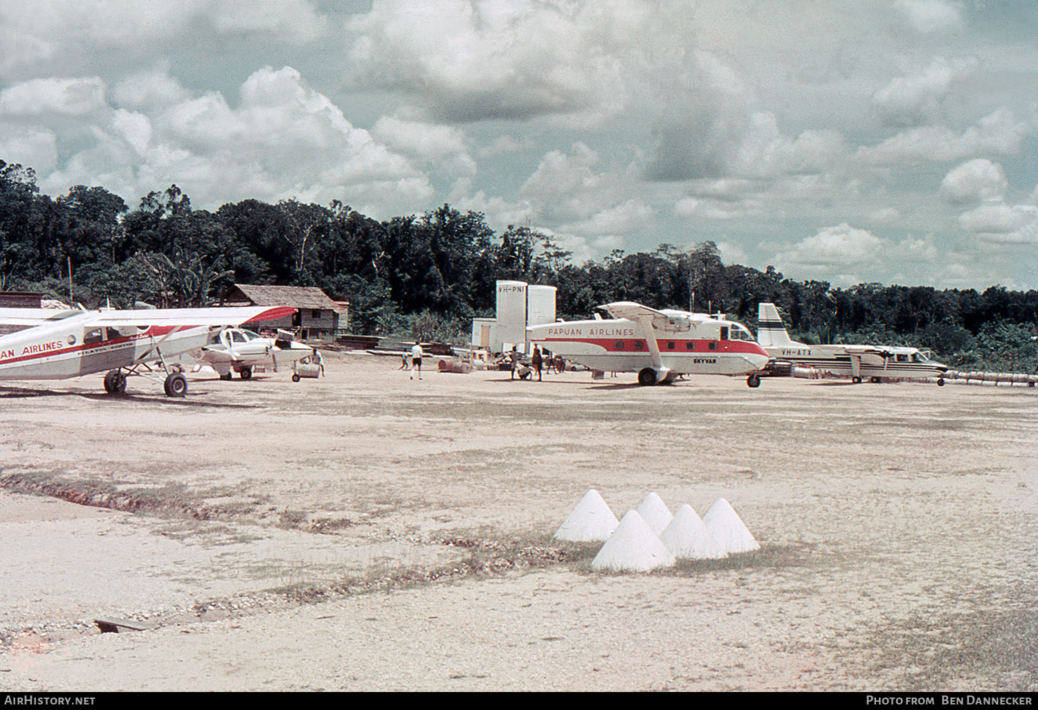 Aircraft Photo of VH-PNI | Short SC.7 Skyvan 2-300 | Papuan Airlines - Patair | AirHistory.net #147267