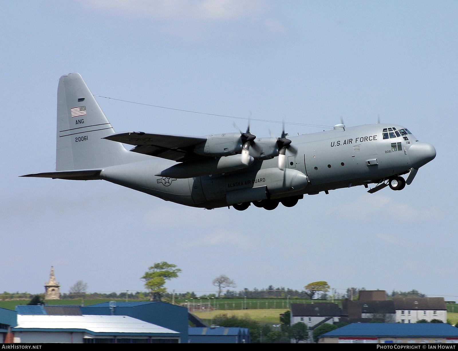 Aircraft Photo of 82-0061 / 20061 | Lockheed C-130H Hercules | USA - Air Force | AirHistory.net #147282