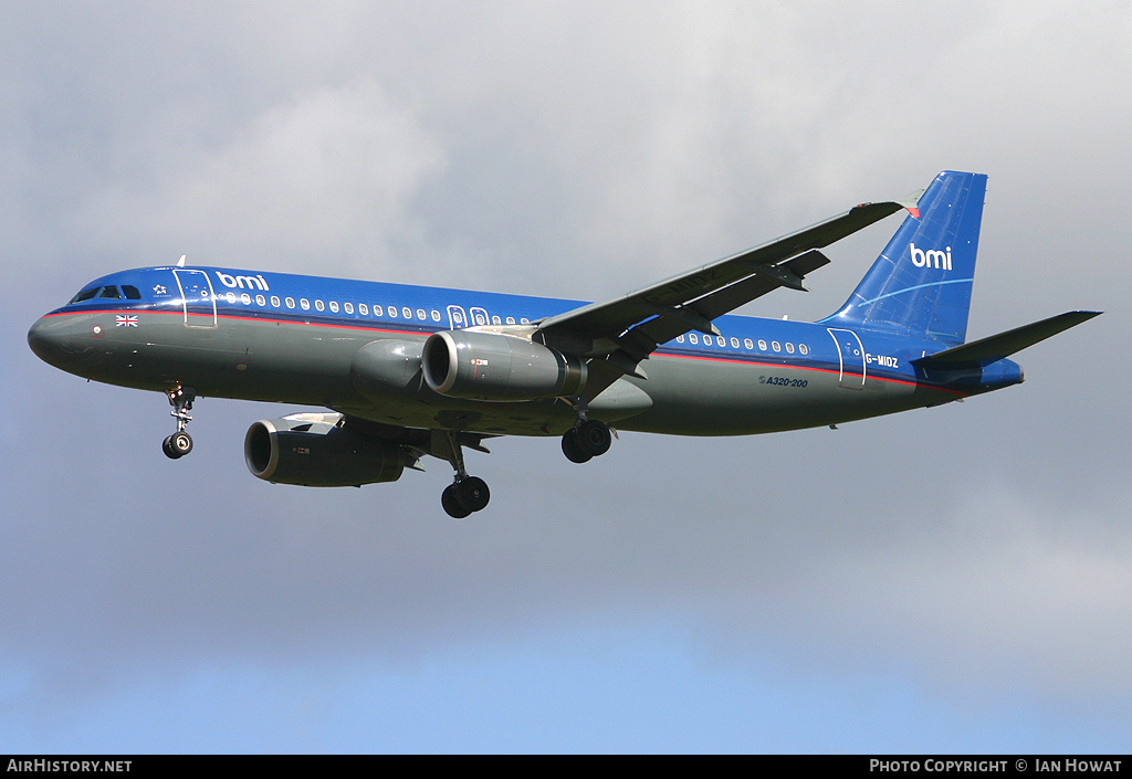 Aircraft Photo of G-MIDZ | Airbus A320-232 | BMI - British Midland International | AirHistory.net #147308