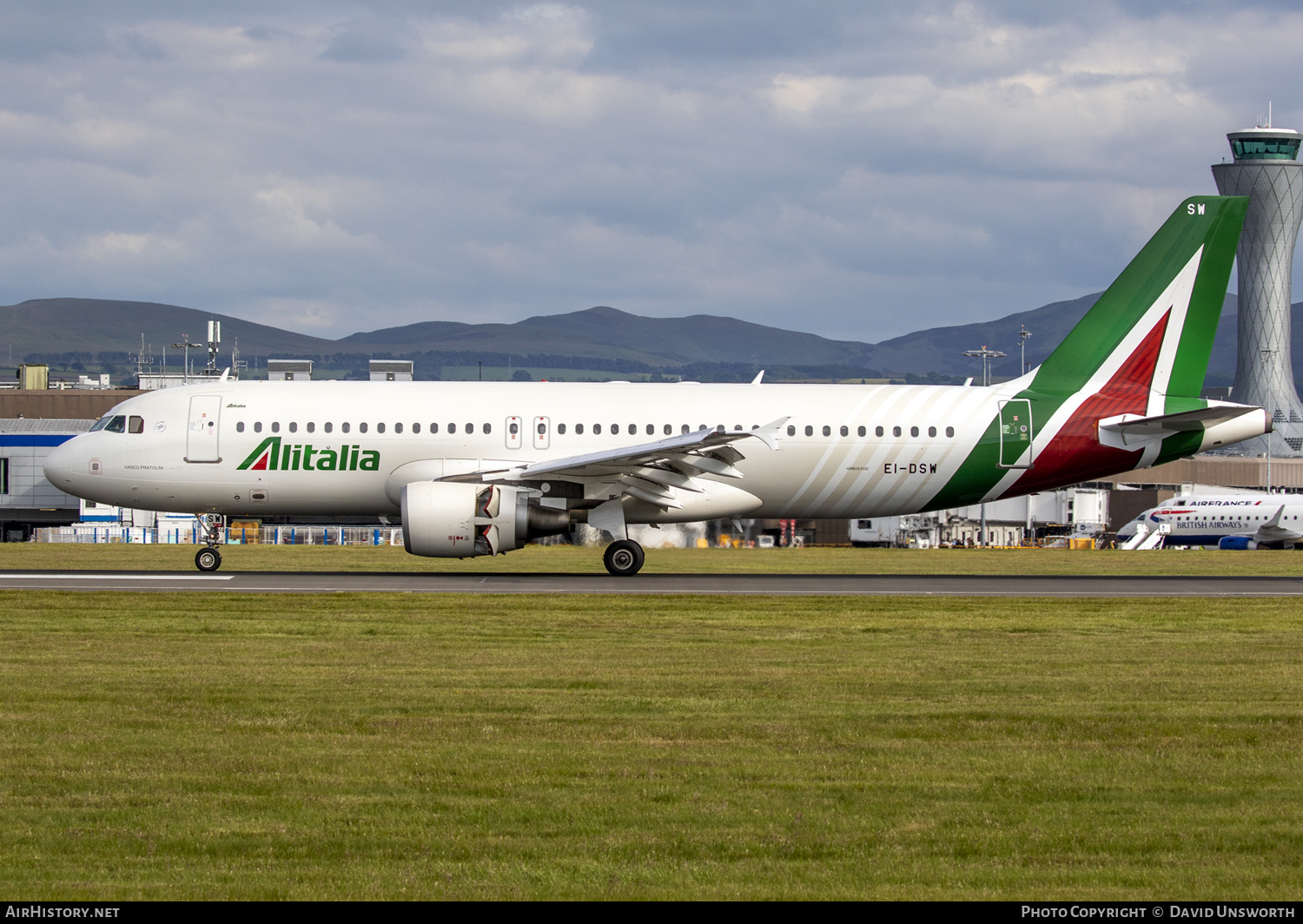 Aircraft Photo of EI-DSW | Airbus A320-216 | Alitalia | AirHistory.net #147322