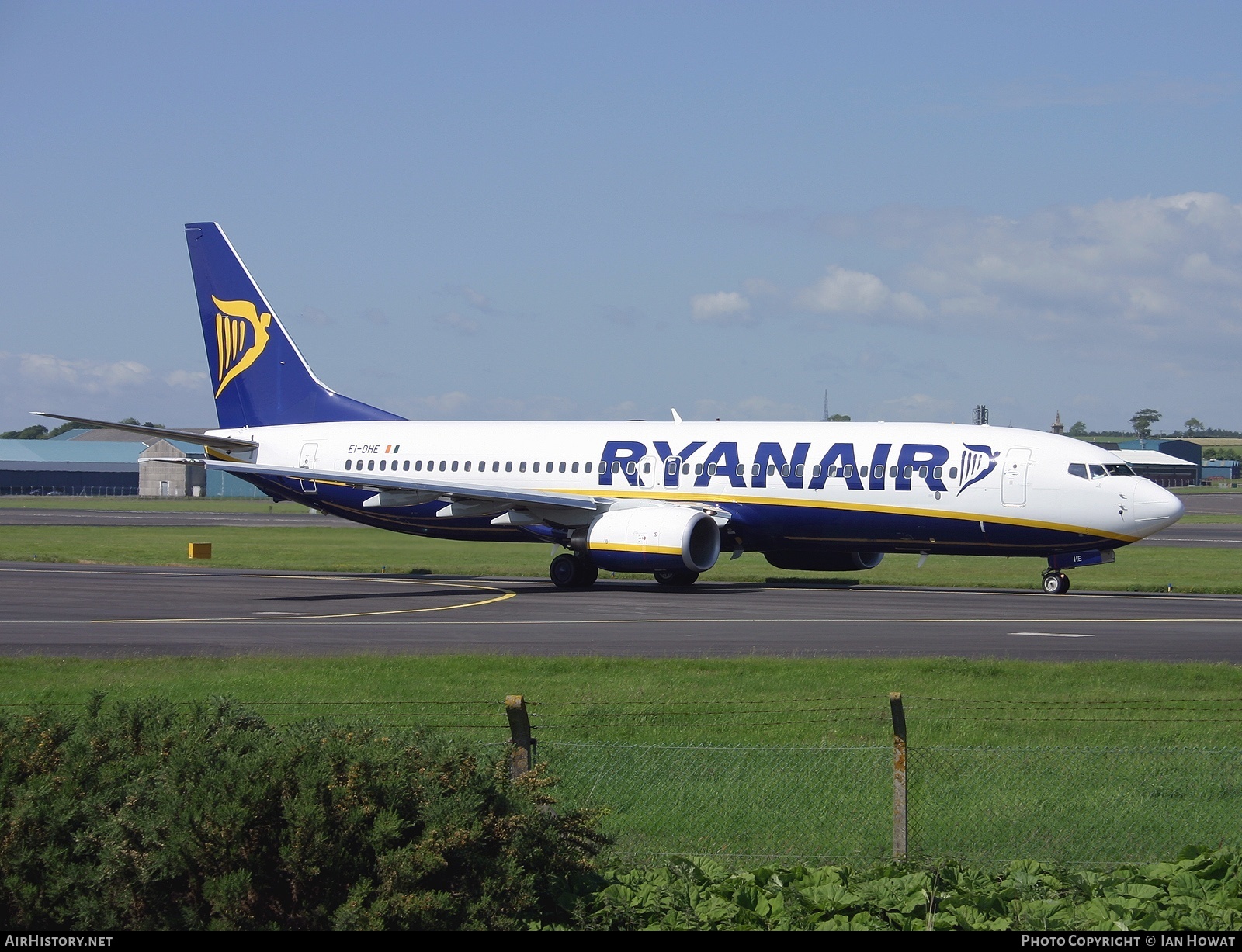 Aircraft Photo of EI-DHE | Boeing 737-8AS | Ryanair | AirHistory.net #147419