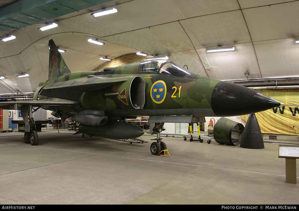 Aircraft Photo of 37911 | Saab AJSH37 Viggen | Sweden - Air Force | AirHistory.net #147457