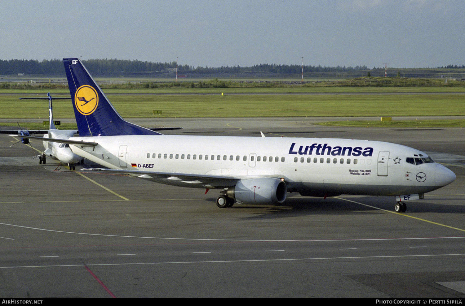 Aircraft Photo of D-ABEF | Boeing 737-330 | Lufthansa | AirHistory.net #147530