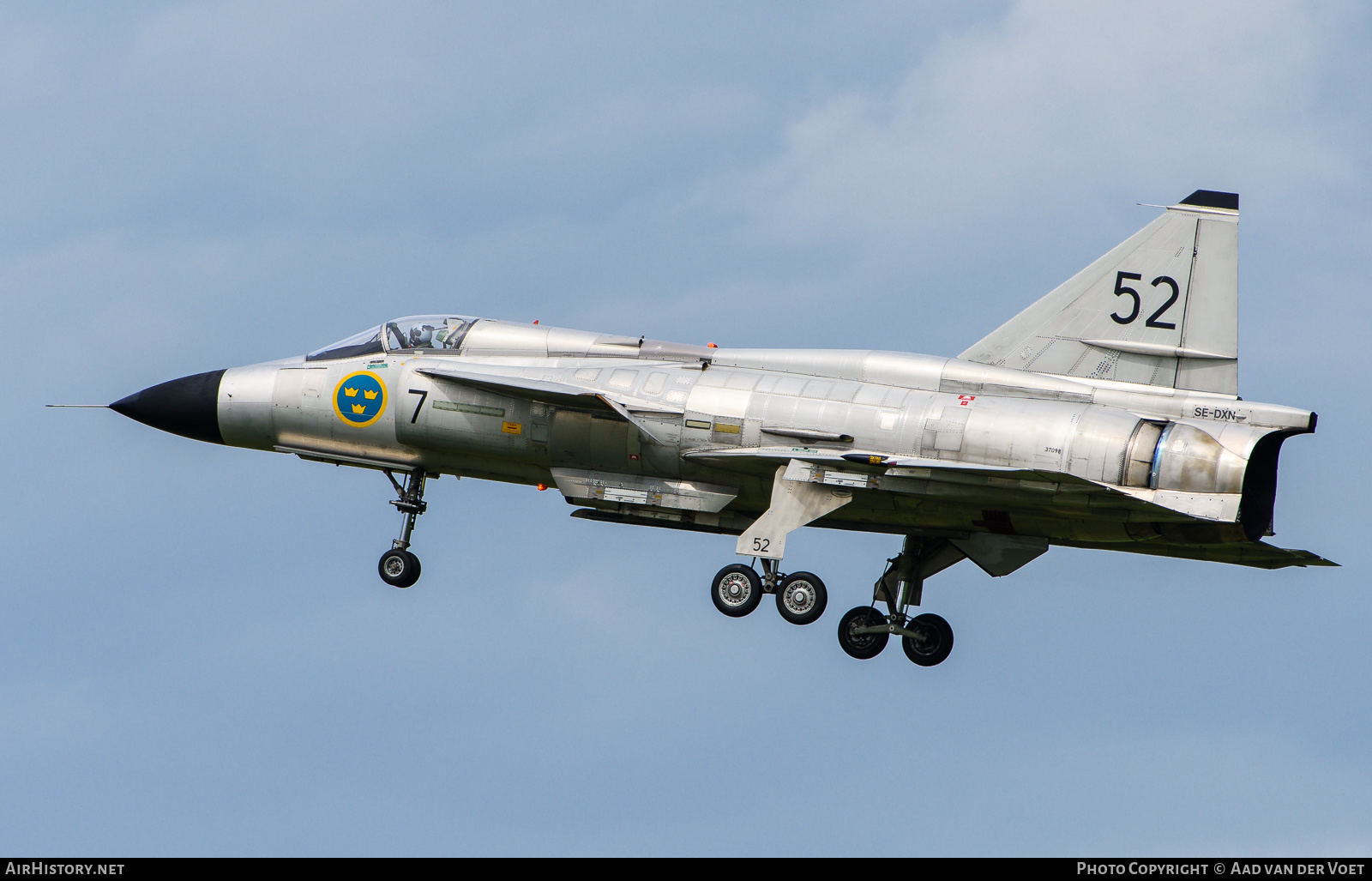 Aircraft Photo of SE-DXN / 37098 | Saab AJS37 Viggen | Sweden - Air Force | AirHistory.net #147537