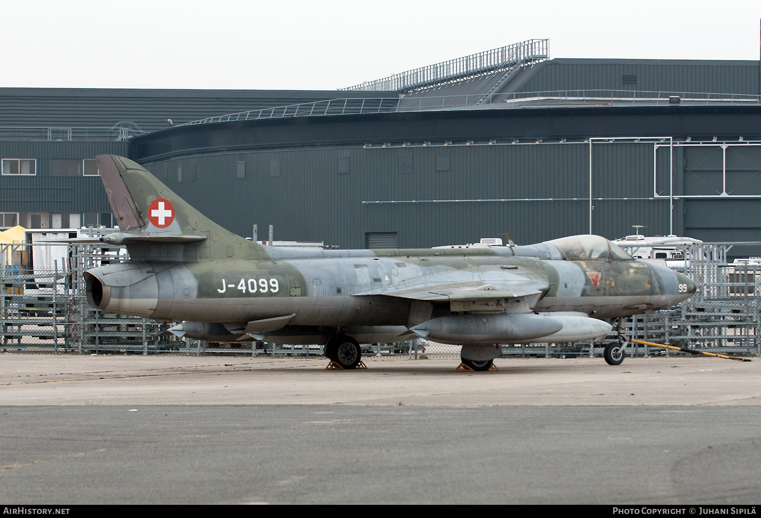 Aircraft Photo of J-4099 | Hawker Hunter F58 | Switzerland - Air Force | AirHistory.net #147544