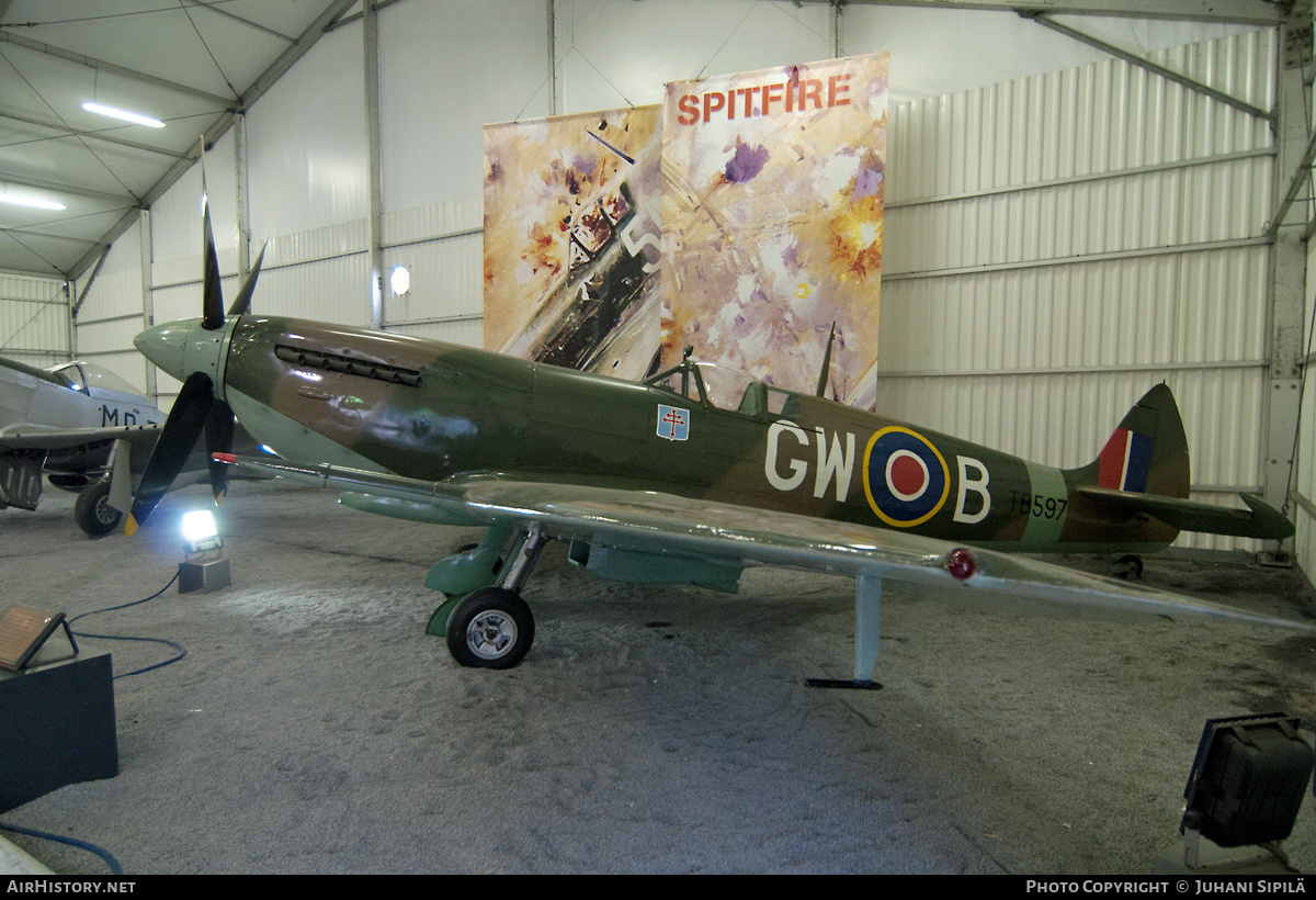 Aircraft Photo of TB597 | Supermarine 361 Spitfire LF16E | UK - Air Force | AirHistory.net #147549