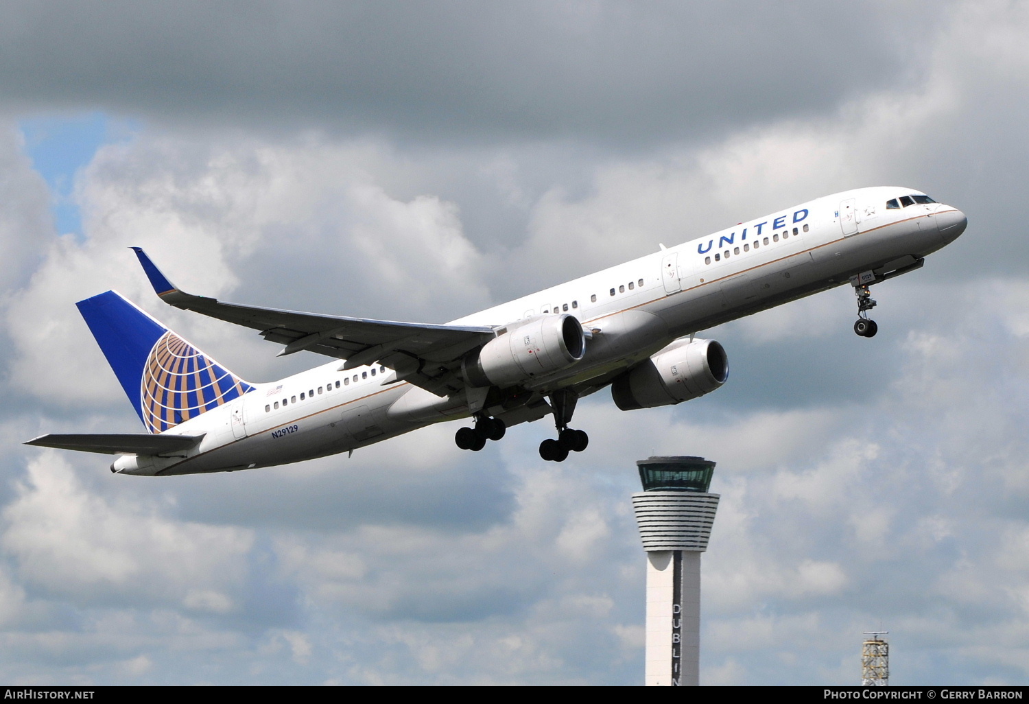Aircraft Photo of N29129 | Boeing 757-224 | United Airlines | AirHistory.net #147567