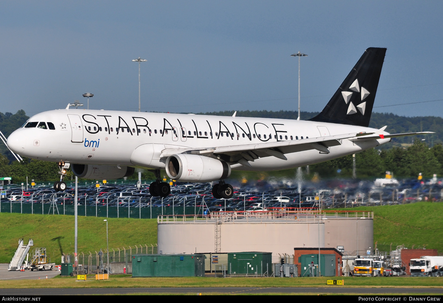 Aircraft Photo of G-MIDX | Airbus A320-232 | BMI - British Midland International | AirHistory.net #147581