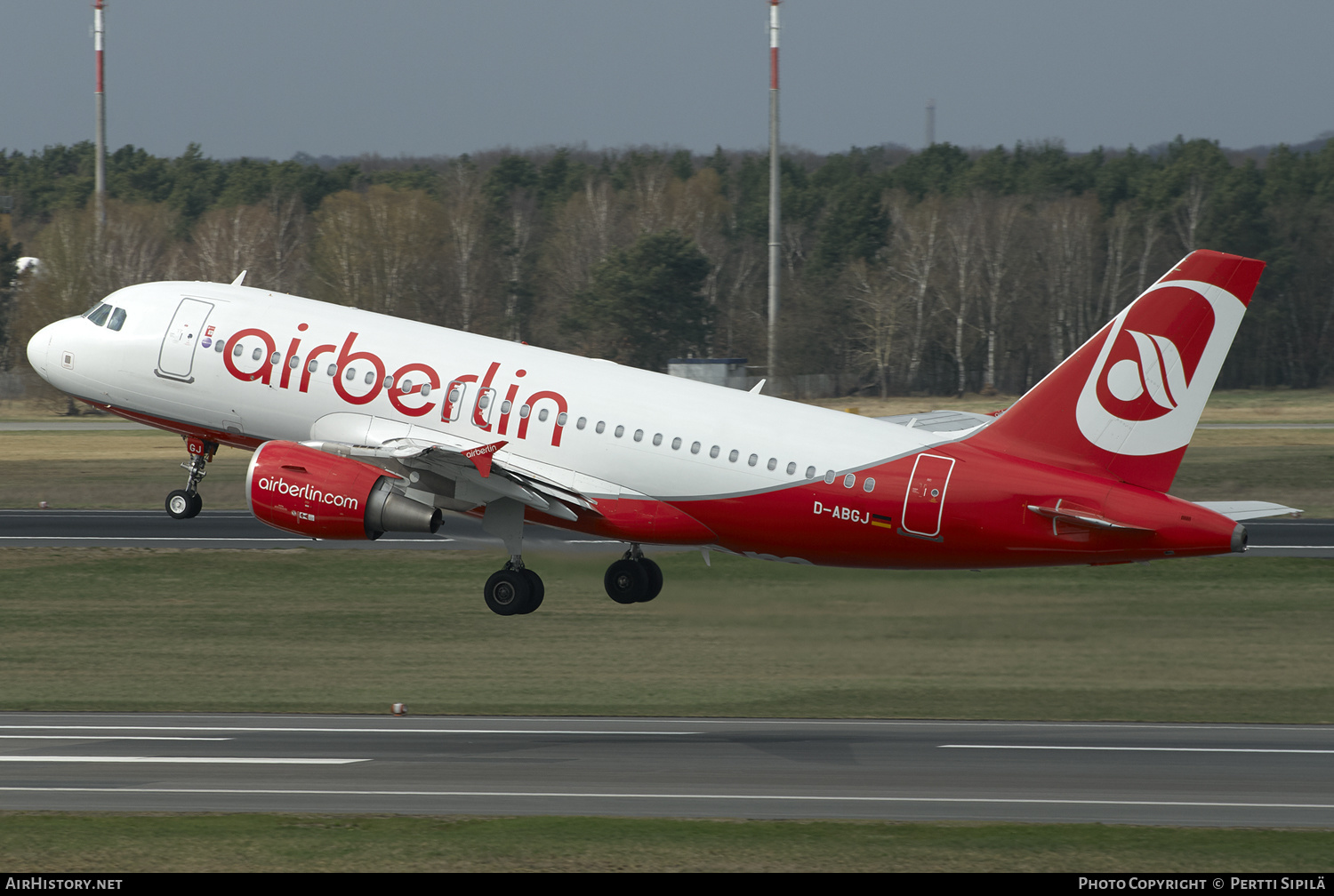 Aircraft Photo of D-ABGJ | Airbus A319-112 | Air Berlin | AirHistory.net #147638