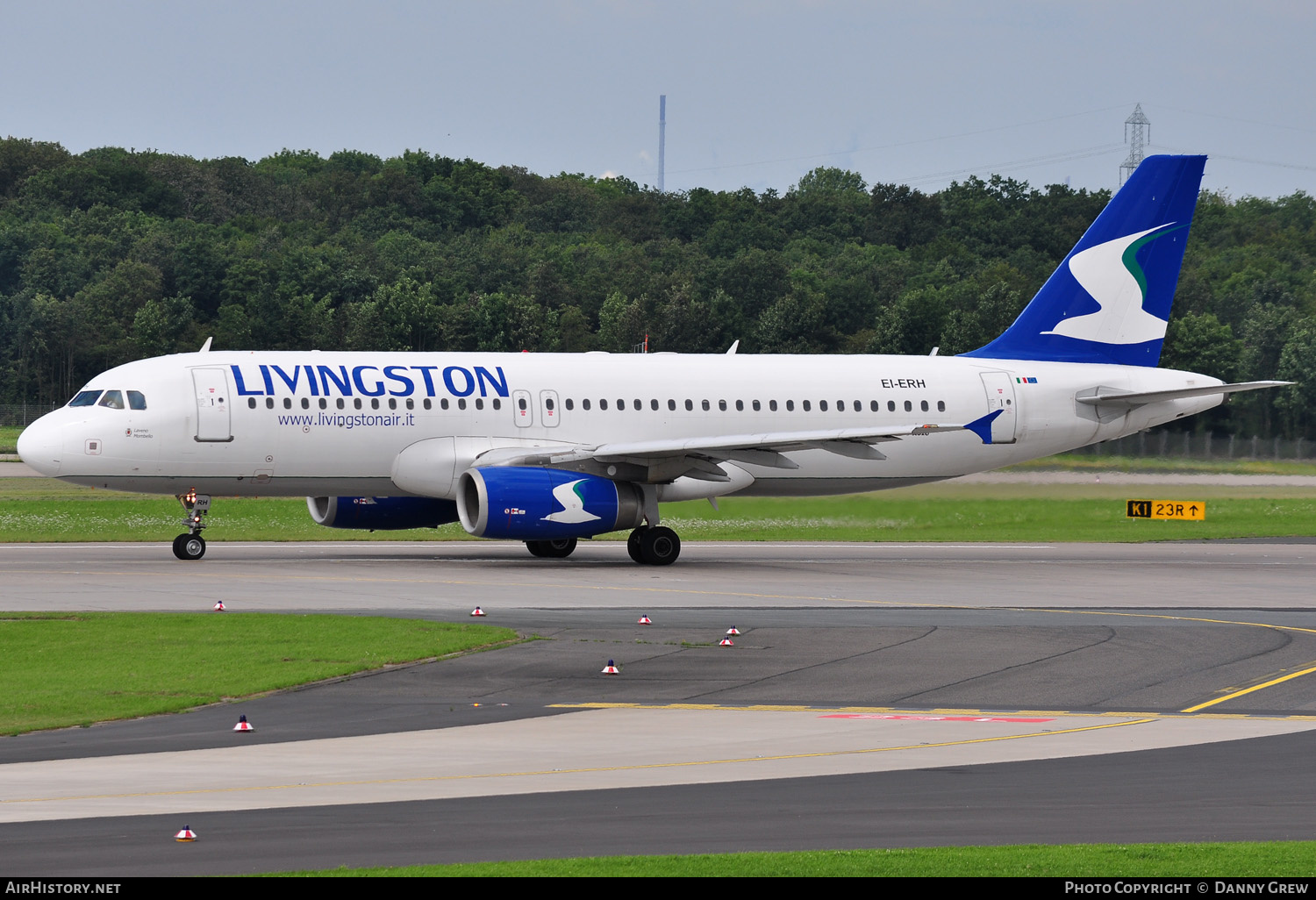 Aircraft Photo of EI-ERH | Airbus A320-232 | Livingston Air | AirHistory.net #147669