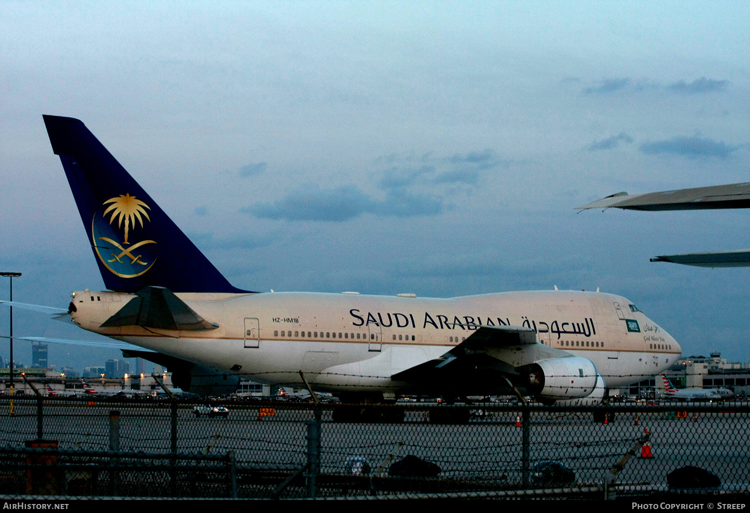 Aircraft Photo of HZ-HM1B | Boeing 747SP-68 | Saudi Arabian Royal Flight | AirHistory.net #147702