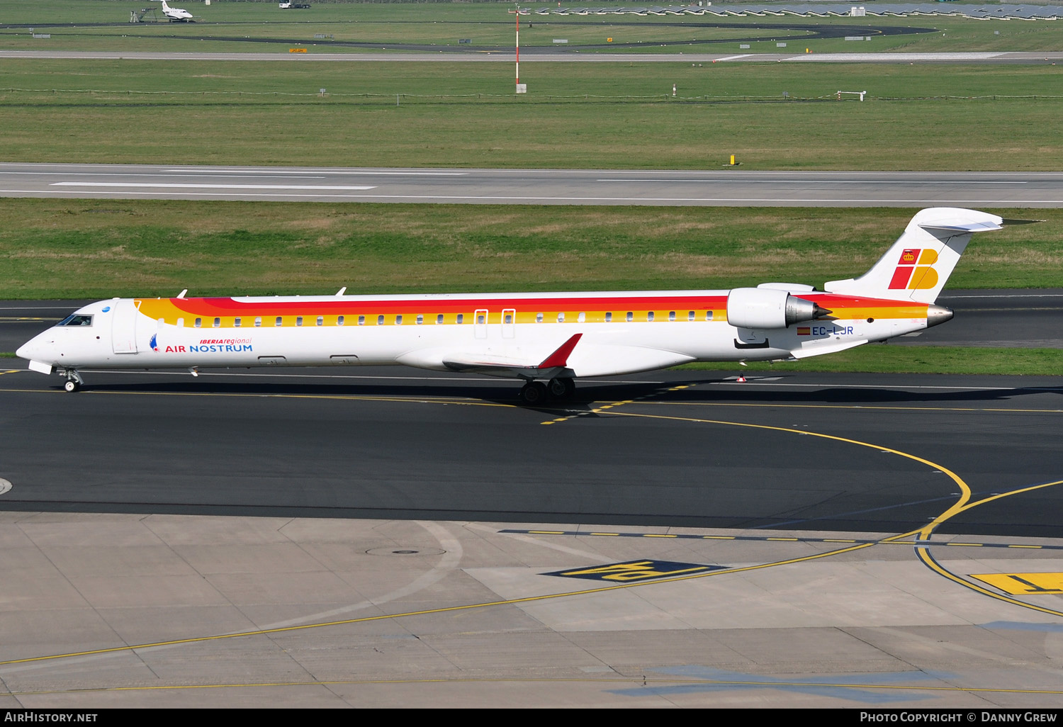 Aircraft Photo of EC-LJR | Bombardier CRJ-1000EE (CL-600-2E25) | Iberia Regional | AirHistory.net #147744