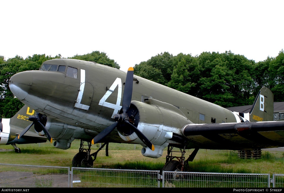 Aircraft Photo of 42-100847 / 2100847 | Douglas C-47B Skytrain | USA - Air Force | AirHistory.net #147778