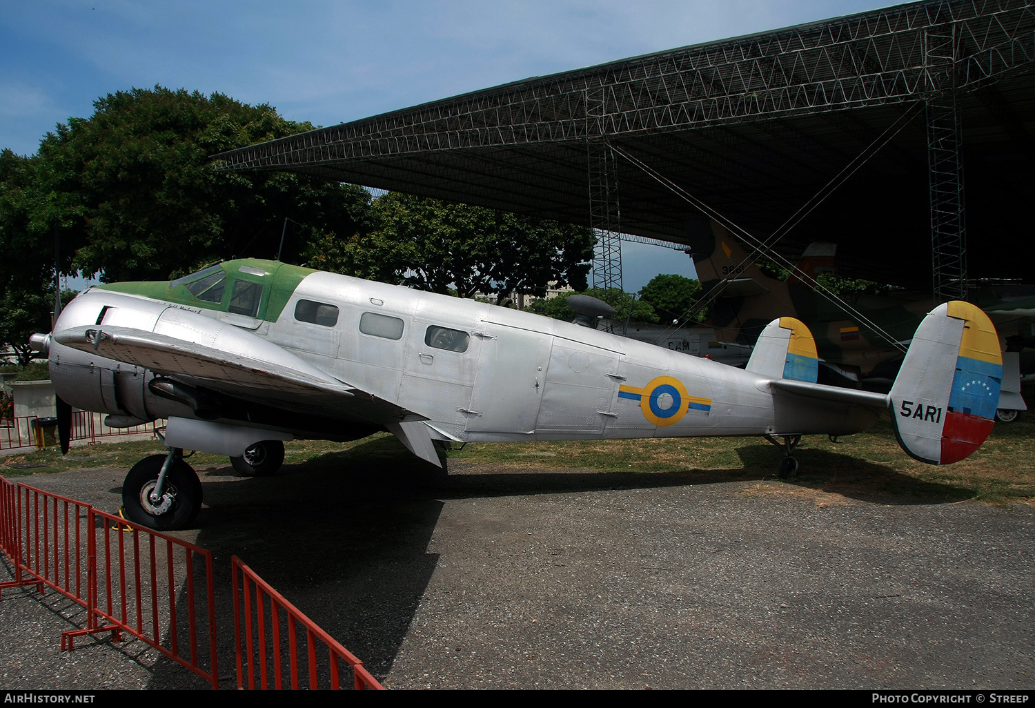 Aircraft Photo of 5AR1 | Beech D18S | Venezuela - Air Force | AirHistory.net #147793