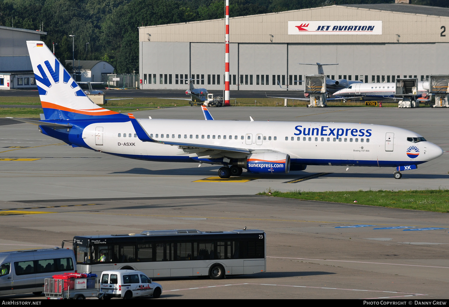 Aircraft Photo of D-ASXK | Boeing 737-86J | SunExpress | AirHistory.net #147821