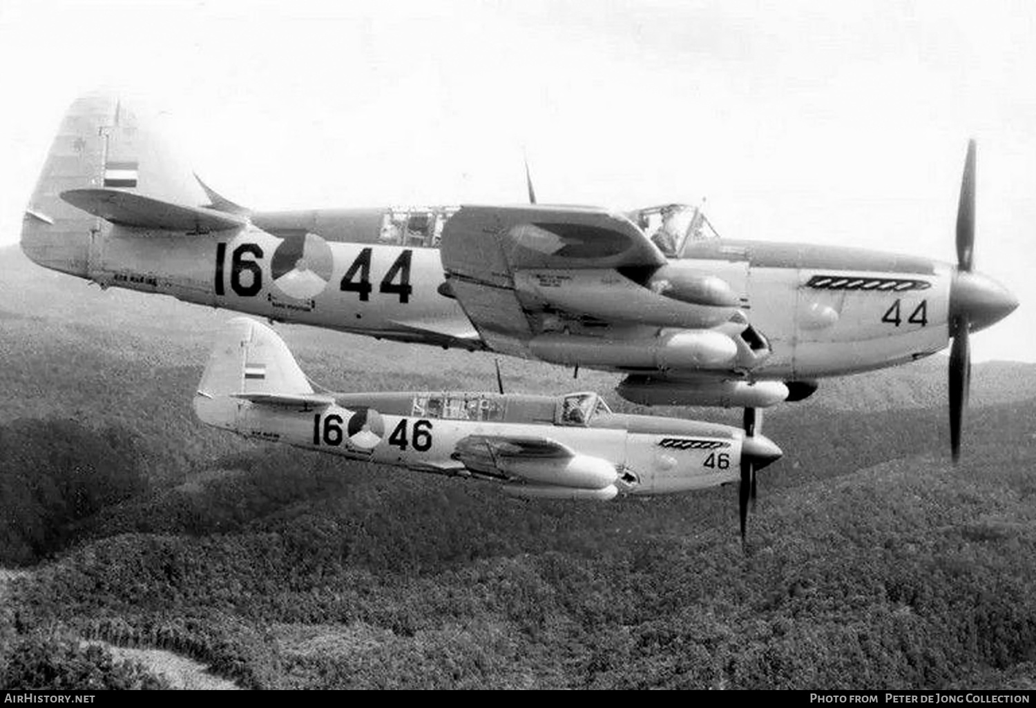 Aircraft Photo of 16-44 | Fairey Firefly FR4 | Netherlands - Navy | AirHistory.net #147882