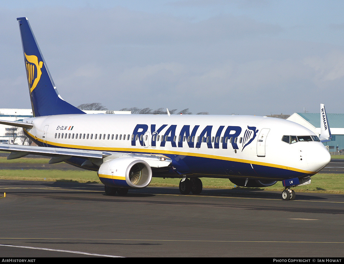 Aircraft Photo of EI-DLW | Boeing 737-8AS | Ryanair | AirHistory.net #147909
