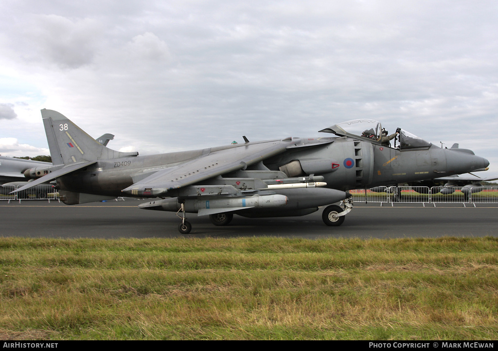 Aircraft Photo of ZD409 | British Aerospace Harrier GR7 | UK - Air Force | AirHistory.net #147937