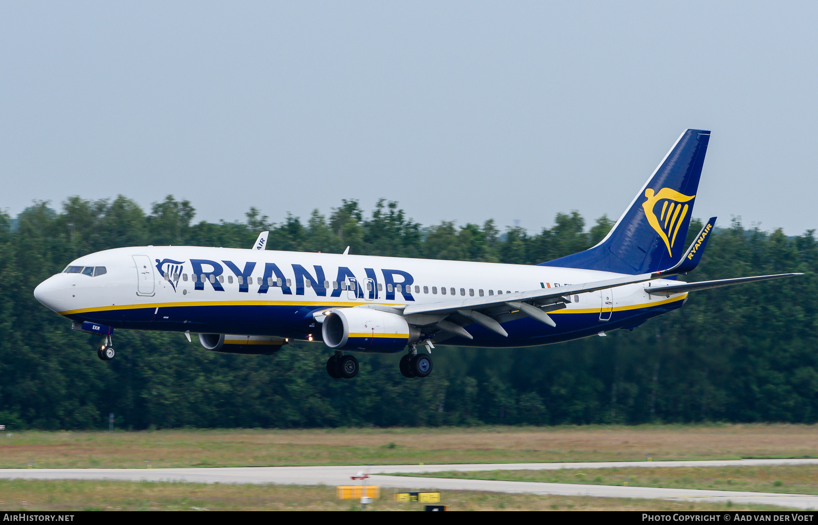 Aircraft Photo of EI-EKM | Boeing 737-8AS | Ryanair | AirHistory.net #147955