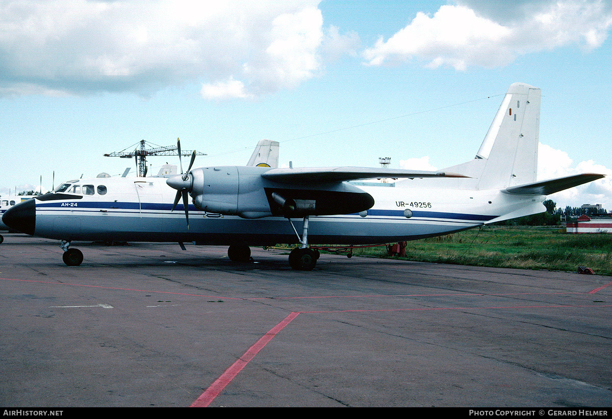Aircraft Photo of UR-49256 | Antonov An-24T | AirHistory.net #147986