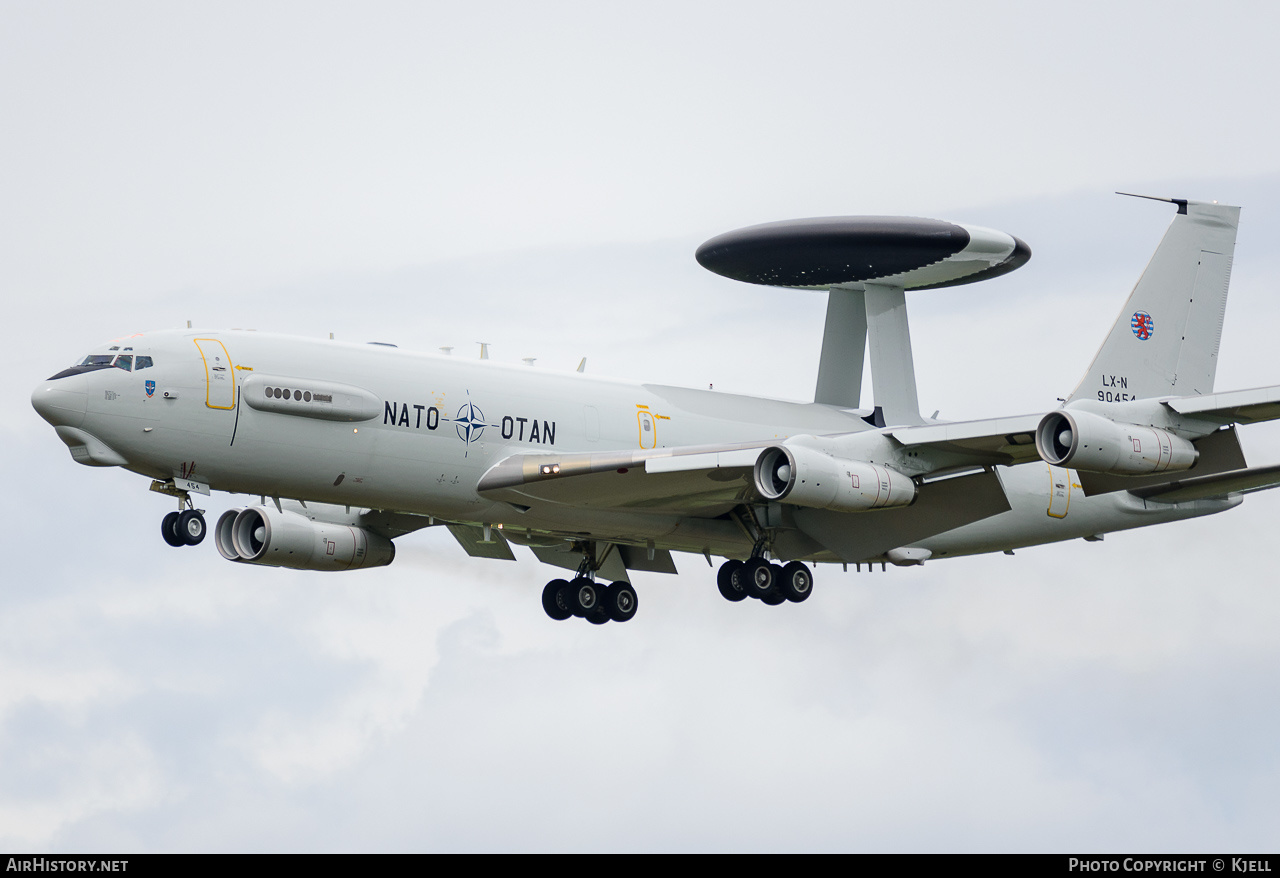 Aircraft Photo of LX-N90454 | Boeing E-3A Sentry | Luxembourg - NATO | AirHistory.net #148018