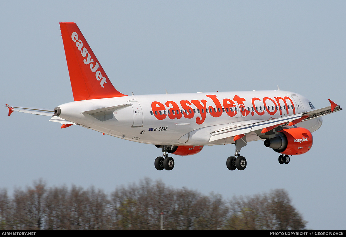 Aircraft Photo of G-EZAE | Airbus A319-111 | EasyJet | AirHistory.net #148035