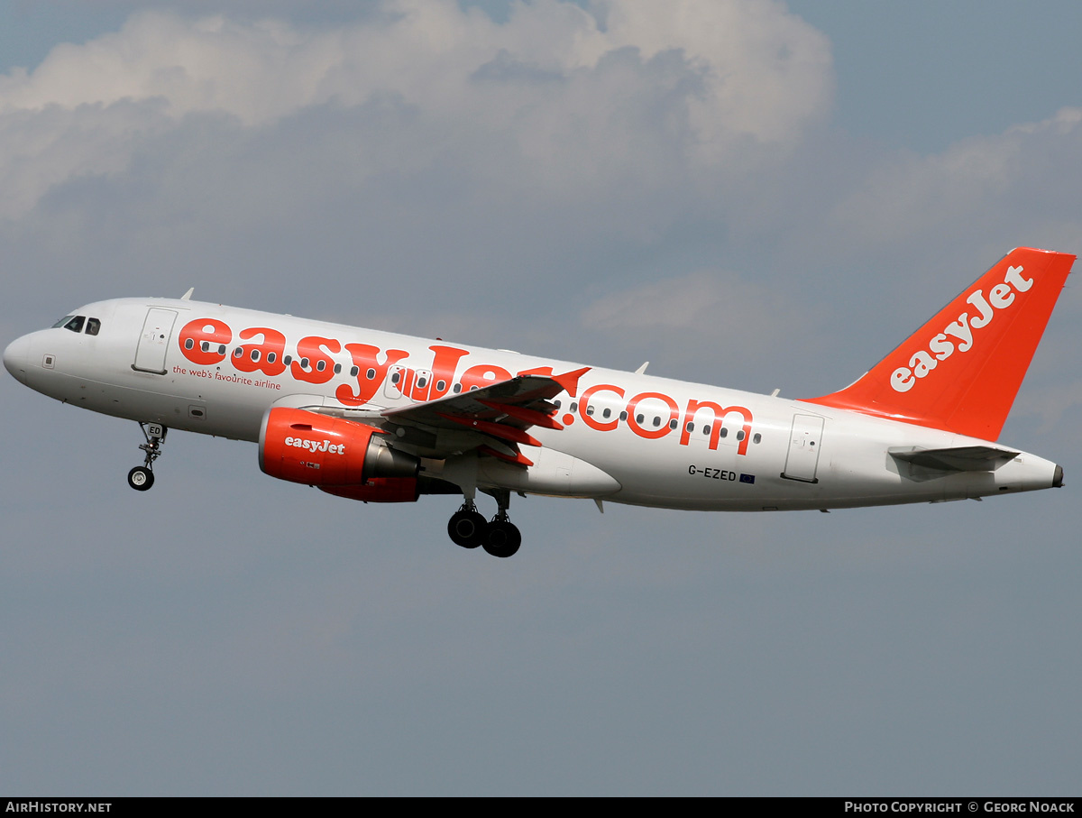Aircraft Photo of G-EZED | Airbus A319-111 | EasyJet | AirHistory.net #148059