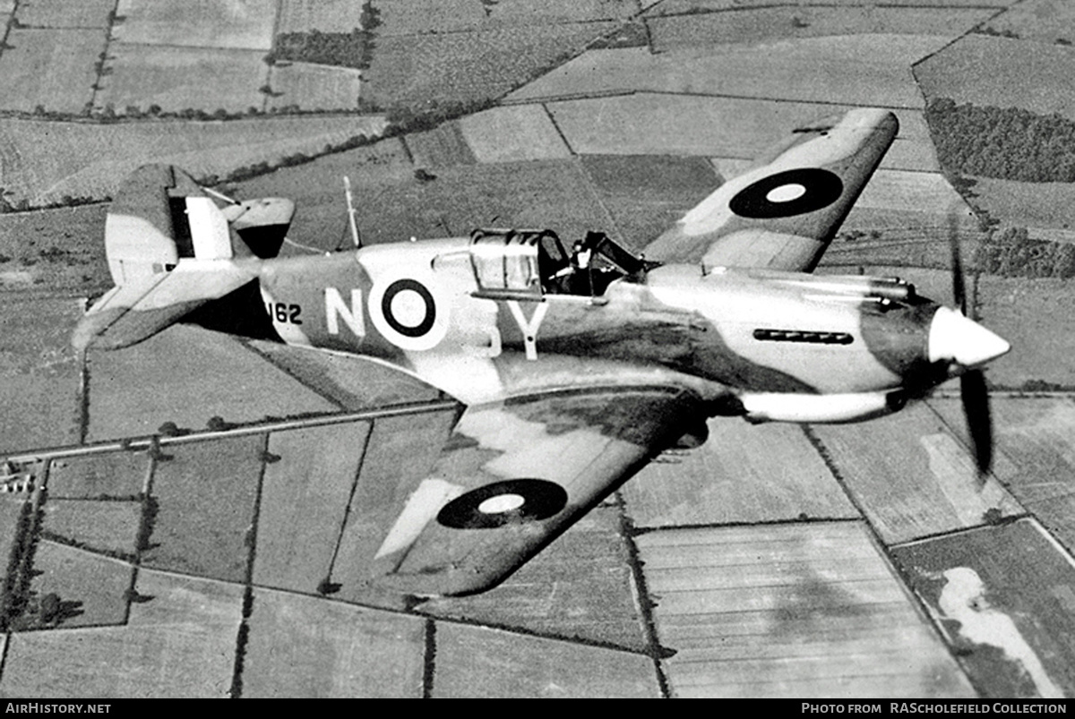 Aircraft Photo of AK162 | Curtiss P-40C Tomahawk | UK - Air Force | AirHistory.net #148082