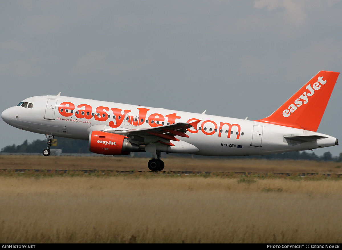Aircraft Photo of G-EZEC | Airbus A319-111 | EasyJet | AirHistory.net #148095