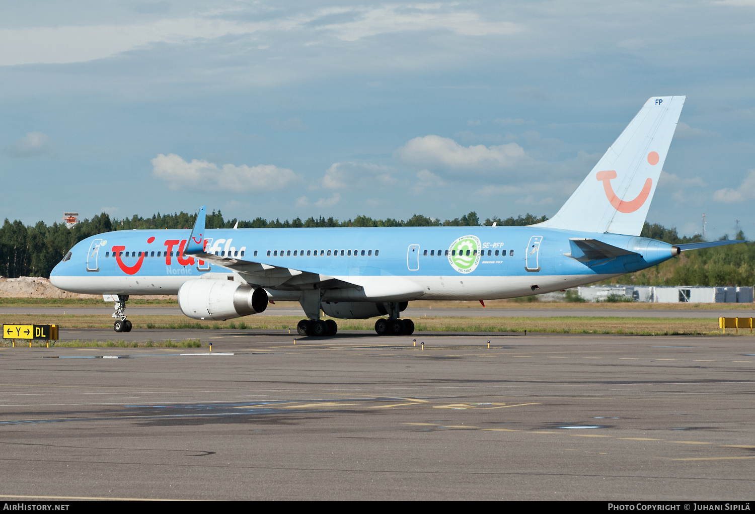 Aircraft Photo of SE-RFP | Boeing 757-204 | TUIfly Nordic | AirHistory.net #148110