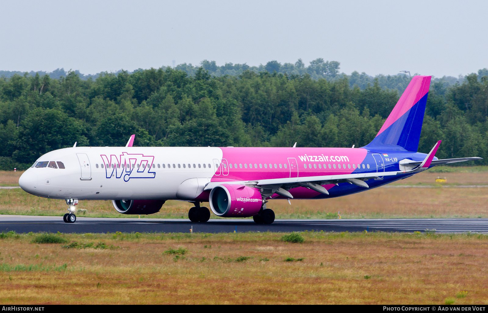 Aircraft Photo of HA-LVB | Airbus A321-271NX | Wizz Air | AirHistory.net #148151