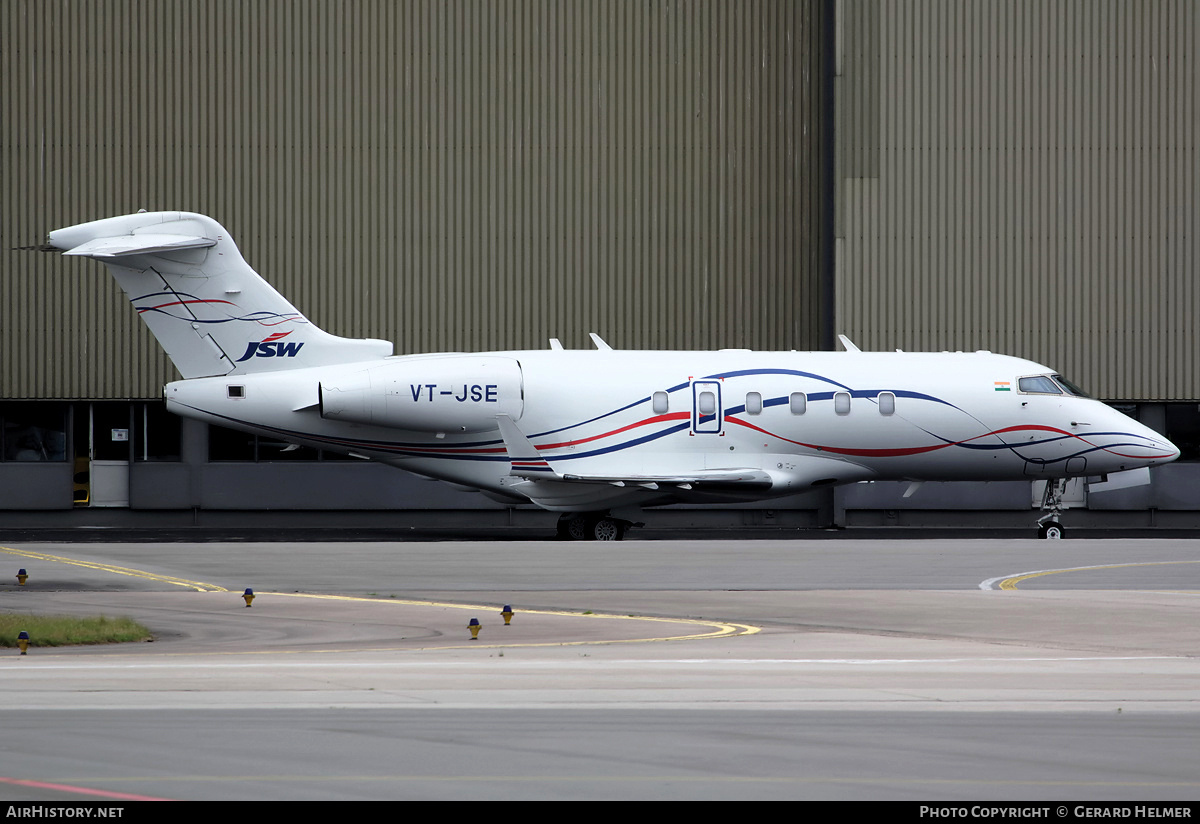 Aircraft Photo of VT-JSE | Bombardier Challenger 300 (BD-100-1A10) | AirHistory.net #148204