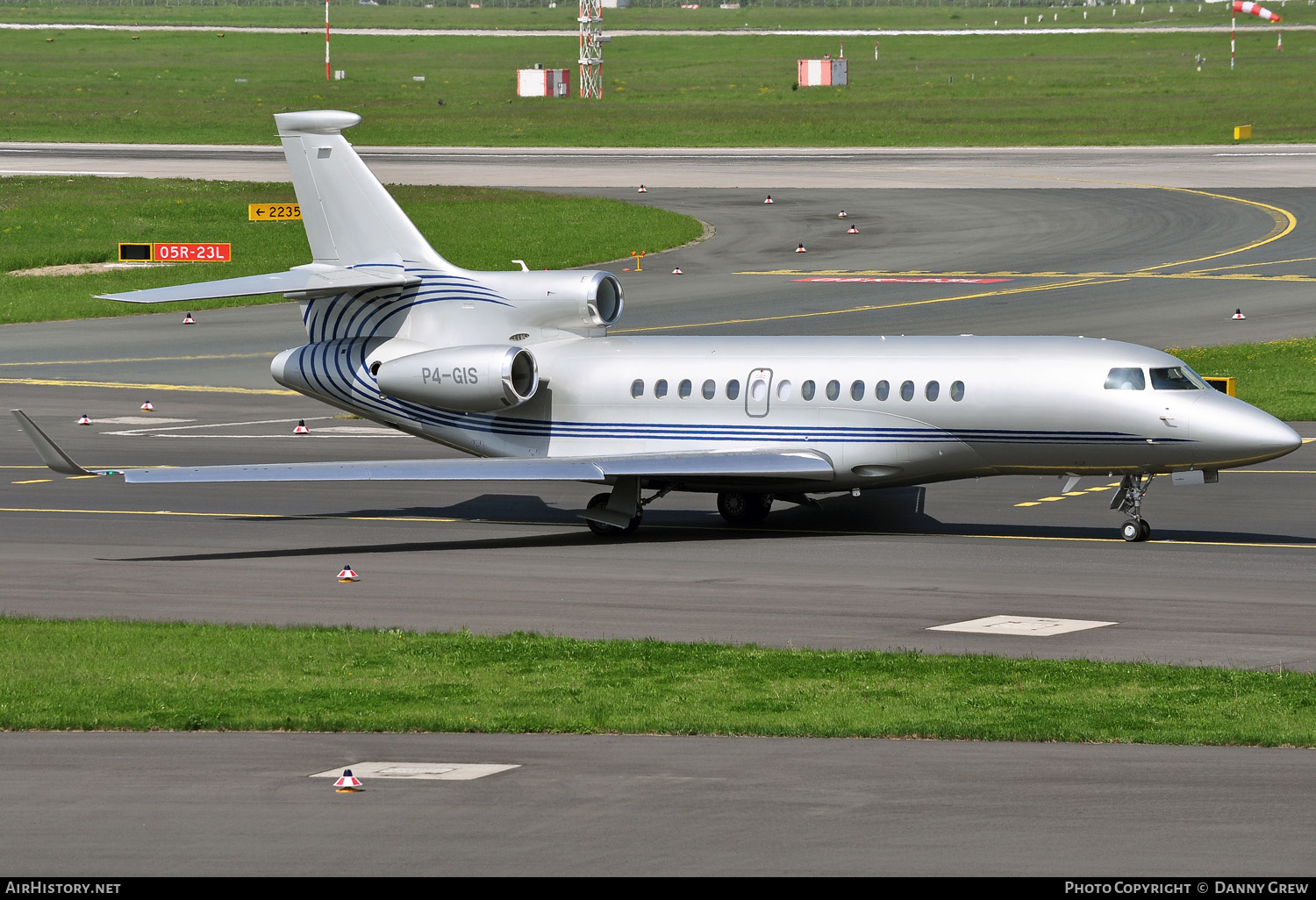 Aircraft Photo of P4-GIS | Dassault Falcon 7X | AirHistory.net #148228