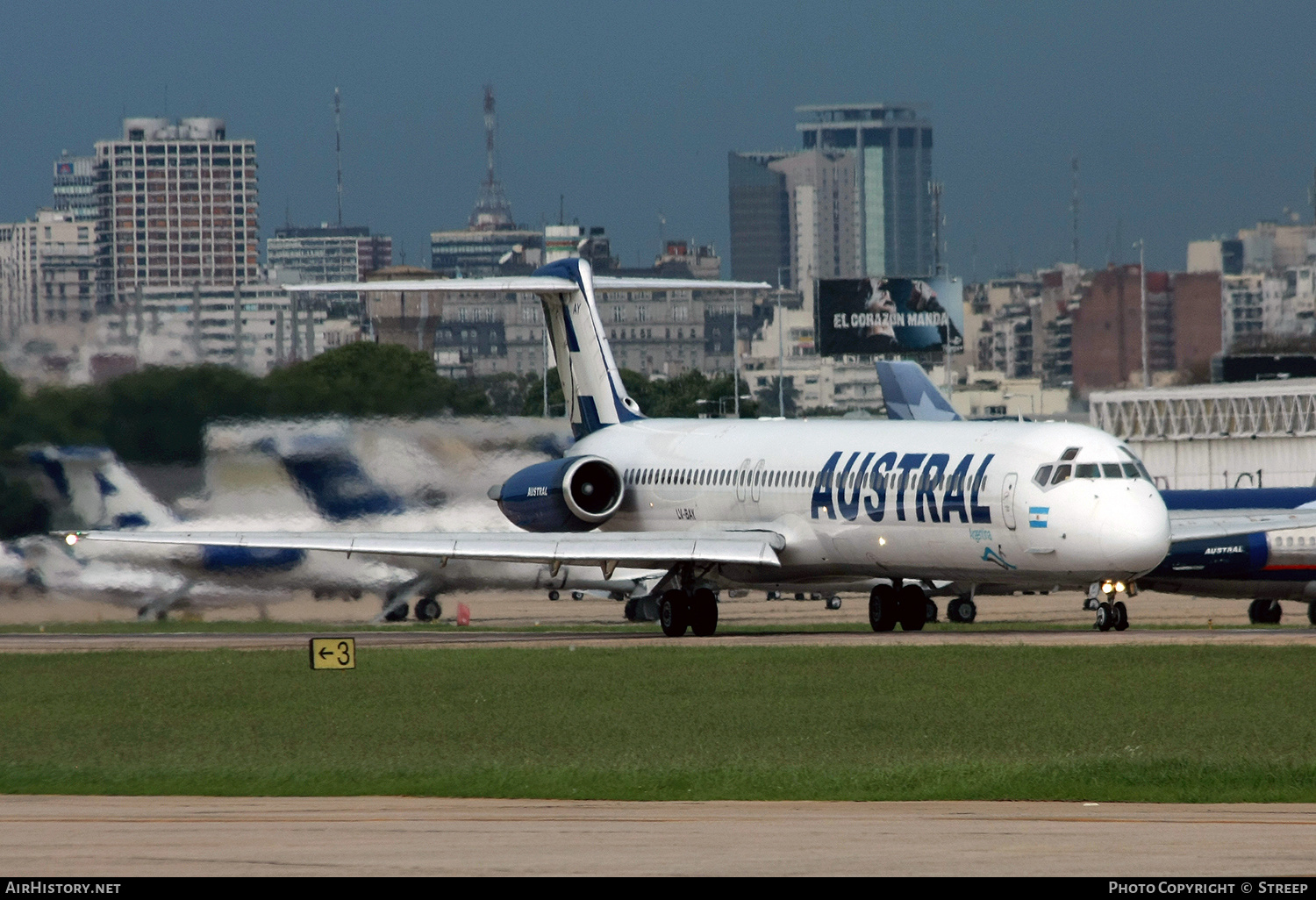 Aircraft Photo of LV-BAY | McDonnell Douglas MD-83 (DC-9-83) | Austral Líneas Aéreas | AirHistory.net #148260