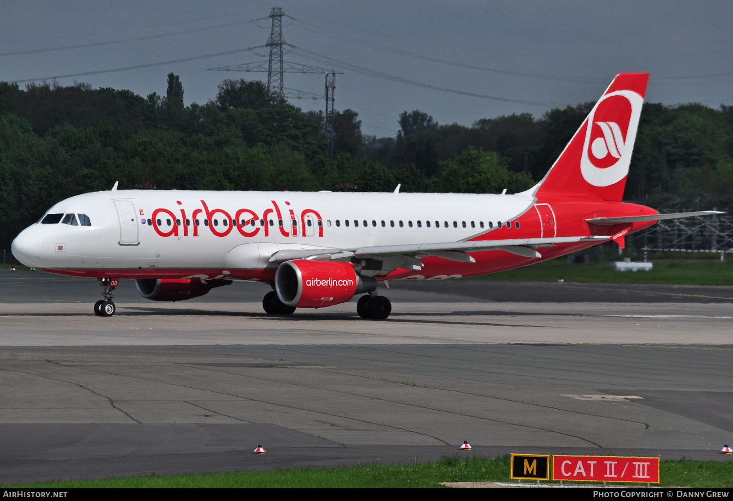 Aircraft Photo of D-ABDQ | Airbus A320-214 | Air Berlin | AirHistory.net #148276